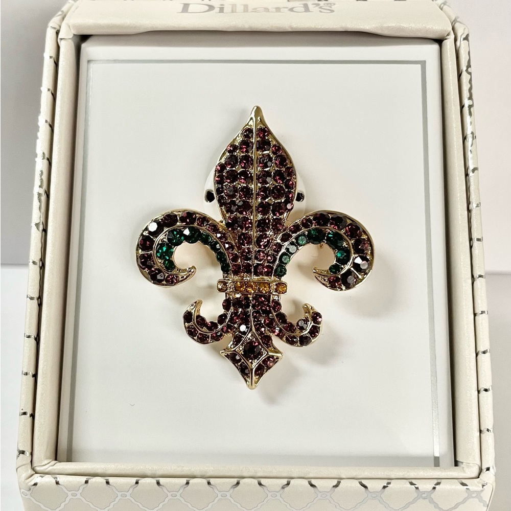 Fleur de Lis Brooch